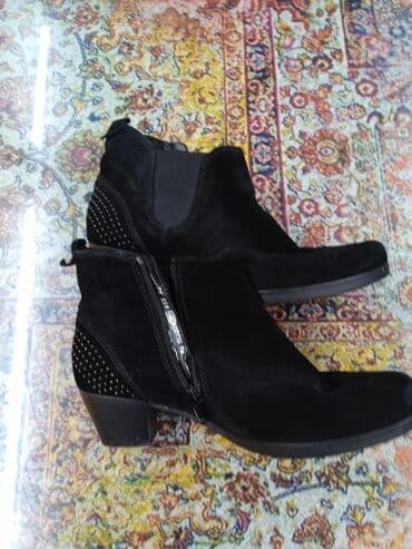 kişi üçün qırmızı çəkmələr: Qısaboğaz, Ölçü: 40.5, rəng - Qara, Yeni — 1