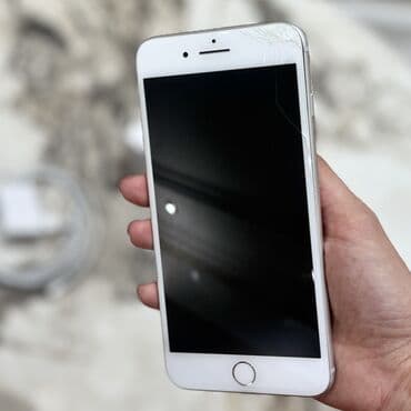 Jeep: IPhone 8 Plus, 64 GB — 2