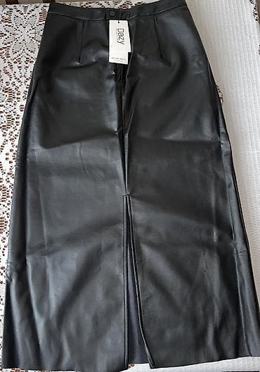 Midi Ətək, Dəri, M