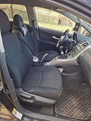 afdamabil ve xususi texnka: Toyota Auris: 1.4 l | 2007 il Hetçbek — 8