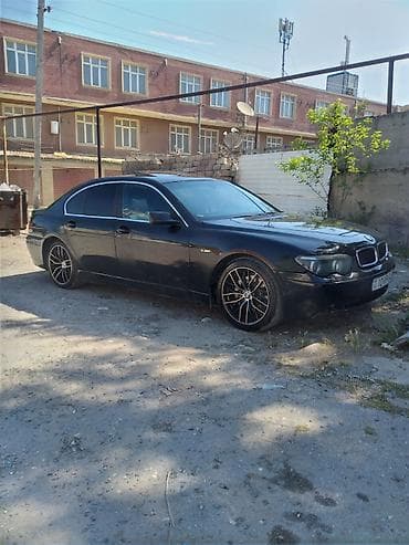 BMW 7 Series (E65) sedan – qara rəngli, tam ölçülü premium sedan lalafo.az -da BMW 7 Series (E65) sedan – qara rəngli, tam ölçülü premium sedan