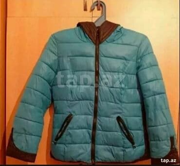 uzun kurtqa: Qadınlar üçün yüngül şişmə gödəkçə - Rəng: firuzə-mavi, detallar tünd — 2