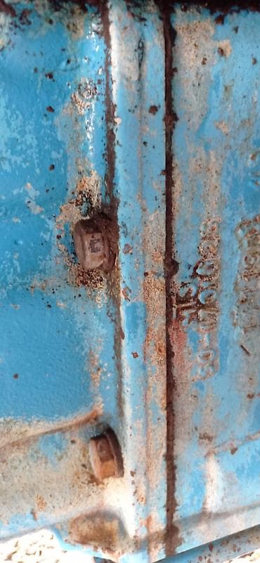 ezik mawinlar: Satılır traktor zavodu ili 1990 — 10