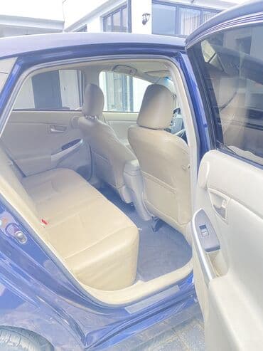 турбо аз подержанные автомобили таеота приюс аренд: Toyota Prius: 1.8 l | 2013 il Sedan — 19