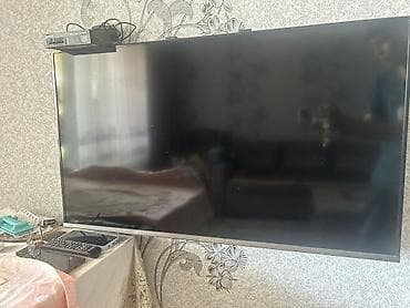 samsung nu7090 55: Orta ekran televizor + divar asma dəsti - Təxminən 55–60 düym — 1