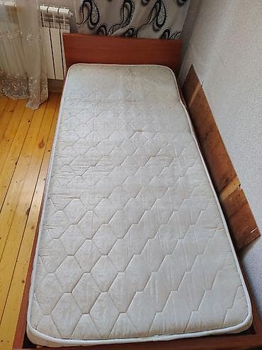 İşlənmiş, Təknəfərlik çarpayı, Bazasız, Matras ilə, Siyirməsiz