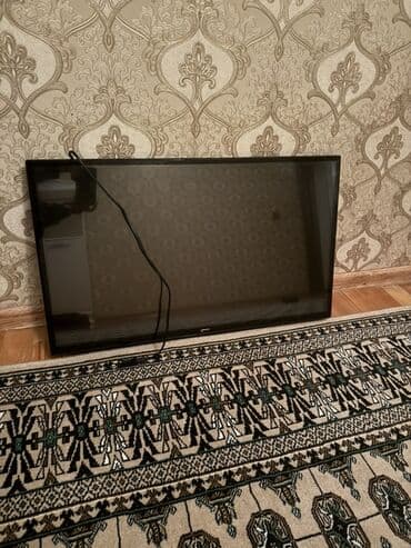 real tv biss key: StarSat LED televizor - Təxminən 40–43 düym ekran ölçüsü (nazik — 1