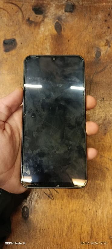 samsung j7 2016: Samsung Galaxy A17, цвет - Серый — 2