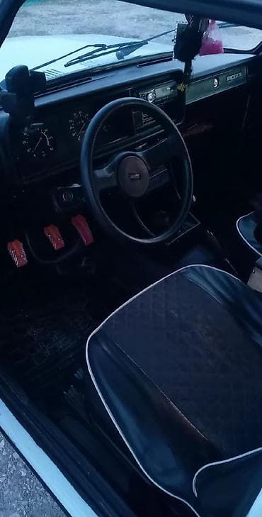 vaz 2017: VAZ (LADA) 2107: 1.6 l | 1987 il Sedan — 10