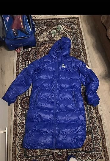 geyim aliram: Athlete Uzun model qışlıq şişmə palto - Rəng: parlaq kobalt mavi - — 1