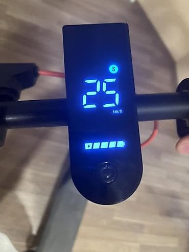 mini disk: Elektrik skuter – qatlana bilən şəhər daxili nəqliyyat vasitəsi - — 7