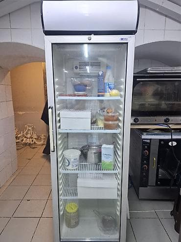 Uğur markalı şüşə vitrinli kommersiya soyuducusu - Tip: Vertikal