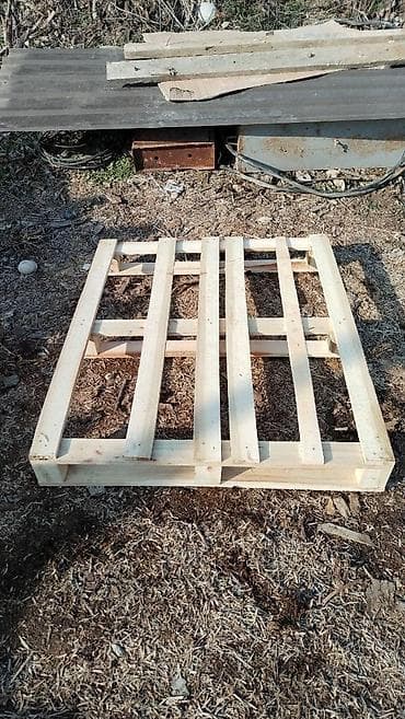 avadanlig: Salam padon ve tek taxta yesik mövcuddur taxta sasnadandir sam aqaci — 1