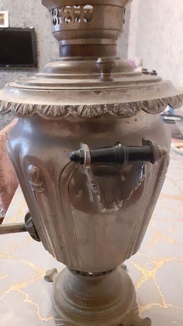 simavar: Qədimi samovar.1882ci il.Qiyməti 3000 AZN — 7
