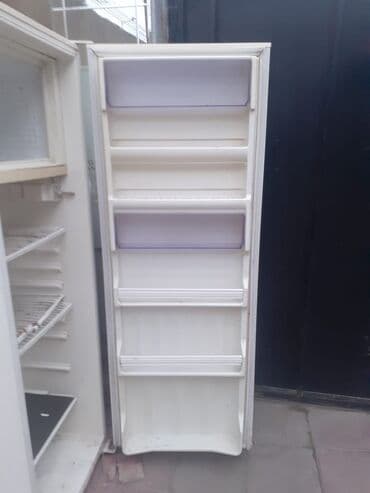 Кухонные плиты и варочные поверхности: Ağ rəngli birqapılı soyuducu. Xüsusiyyətlər: - Yuxarıda kiçik — 2