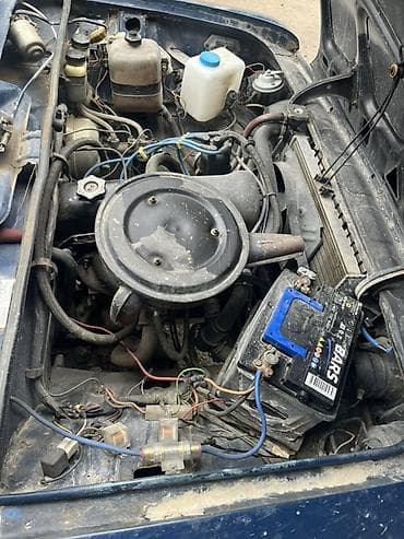 Avtomobil alışı: VAZ 2106, mavi rəng, sedan kuzov. - Salon: qara rəngli oturacaqlar — 6