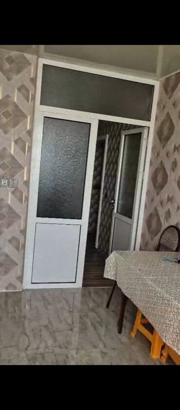 binəqədi kirayə: Gəncə şəhər Kirayə verilir 300 m Babək servisin arxasıdı Bolmarta — 4