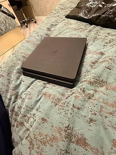 nubia red magic: Sony PlayStation 4 Slim konsolu - Rəng: qara, kompakt “Slim” korpus - — 5