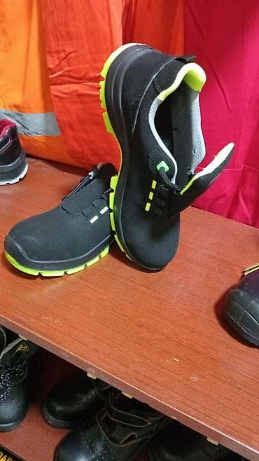 Məhsul: İstehsalat üçün təhlükəsizlik ayaqqabıları Təsvir: - Model