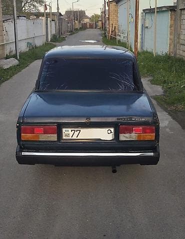 ВАЗ (ЛАДА): Lada 2107, tünd yaşıl rəng, sedan gövdə. - Mühərrik: benzinli, arxa — 5