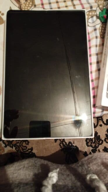 samsung galaxy tab s7: Baku electronicsdən 2gündü alınıb 719manata,adaprtı v ruçkası — 3