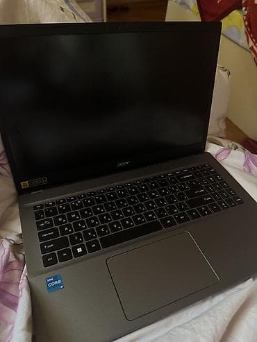 Lenovo: Acer Aspire, 15.6 ", Intel Core i5, 256 GB — 2