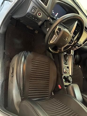 bmw e60 stop: Mitsubishi Pajero Sport: 2.4 l | 2022 il 128000 km Ofrouder/SUV — 7