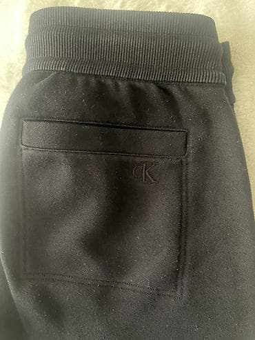 sport şalvar: Calvin Klein Jeans kişi jogger şalvarı - Rəng: qara - Model: CK Jeans — 4