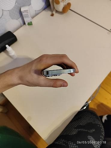 iphone 13 pro max qiymeti irşad: IPhone 14 Pro, Gümüşü — 5