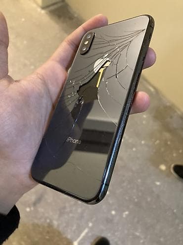 still cool android monitor: IPhone X, 64 GB, Qara — 5