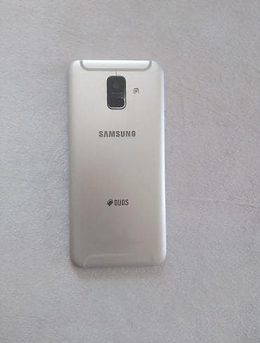 nova 9 se: Samsung Galaxy A6, 32 GB, rəng - Gümüşü, İki sim kartlı — 2