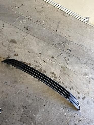 maşın damı: Avtomobil üçün ön bamper alt qəfəs (radiator barmaqlığı) – qara rəng — 1