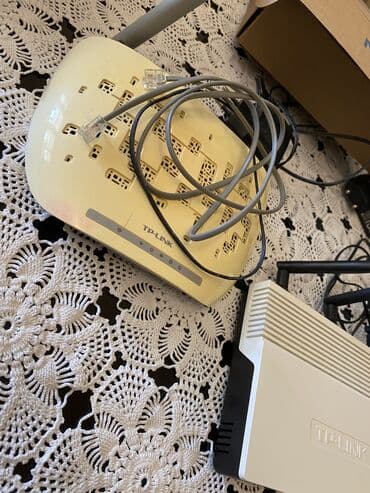 işlənmiş modem: 2 ədəd tp link modem. Şunurları yenidir. Bir ədədi 10 azn. Birlikdə — 5