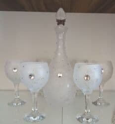 Qablar istifadə olunmayıb sadəcə servantda qalıb. Razılaşma yolu ilə lalafo.az -da Qablar istifadə olunmayıb sadəcə servantda qalıb. Razılaşma yolu ilə