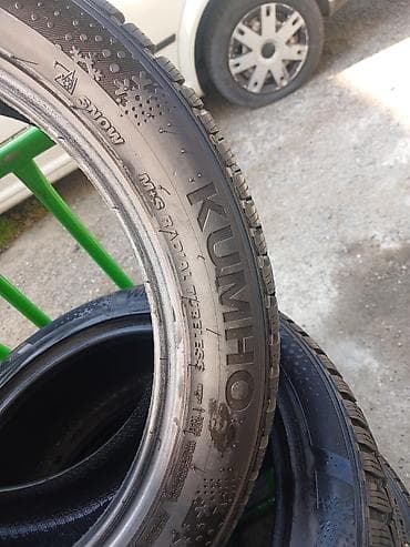 Водный транспорт: Шина Kumho 245 / 45 / R 18 — 4