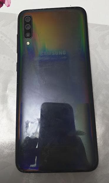 Samsung Galaxy A70, 128 ГБ, Отпечаток пальца — 2