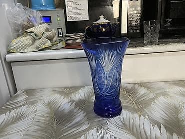 büllur: Bir vaza, Xrustal — 1