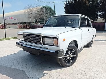 vaz 07 şiti: VAZ 2107 “LADA Riva” sedan - Kuzov: ağ rəng, 4 qapı, klassik künclü — 1