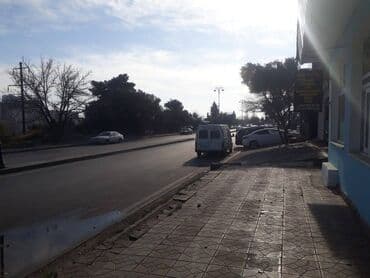 mingəcevirdə icarə obyektlər: Xətai köhnə Günəşli qəsəbəsində yol kənarı,sahəsi 40kv/m olan, boş — 3