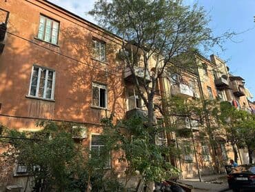 ucbucaq evlər: Bakı, 3 otaqlı, Köhnə tikili, m. Həzi Aslanov, 60 kv. m — 10