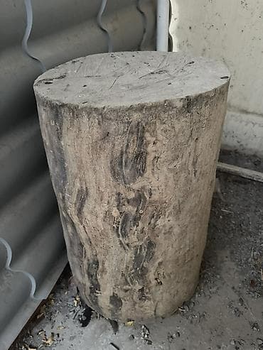 Taxta kötüyü – kəsim üçün massiv ağac parçası - Material: bərk təbii