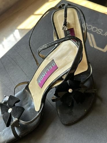 Çəkmələr: Belinda qadın sandaleti - Model: Nazik qayışlı, açıq burunlu — 1