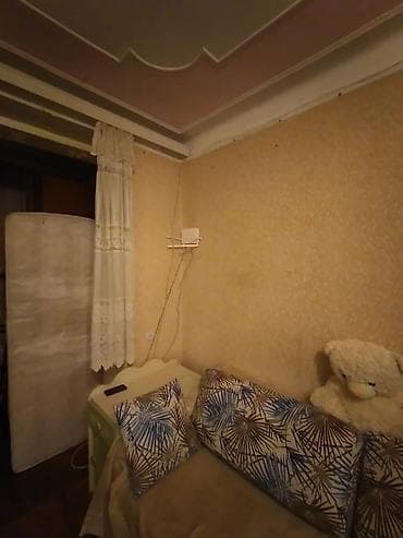 samaxinka kiraye evler: 1 otaqlı mənzil – əsas xüsusiyyətlər: - Plan: kiçik giriş, bir otaq — 3