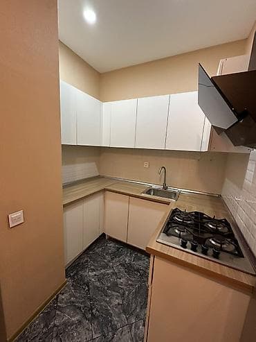 naftalan kiraye ev: *yeni sürətli lift qoyulub.* 2 otaqlı mənzil – zövqlə dizayn olunmuş — 5