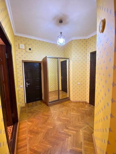 bakida kiraya evler: 28 may metrosuna yaxın Amerika səfirliyinə yaxın 5 mertebeli binanın — 16