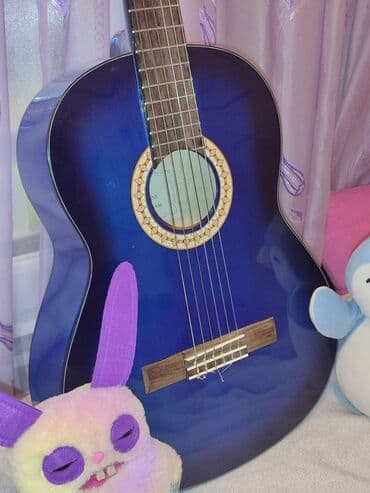 İncəsənət və kolleksiyalar: Məhsul: Klassik akustik gitar - Korpus: Tam ölçülü klassik forma — 4