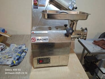 Peşəkar ətçəkən maşın – MAGNIT (Meat Mincer) - Korpus: paslanmayan