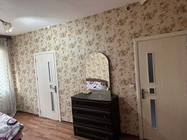 1 otaqlı kohnə tikili: Sabunçu rayonu,Bakıxanov qəsəbəsi,İcra hakimiyyətinin arxası.5 — 3