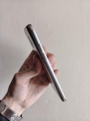 samsung s20 fe ekran: Samsung Galaxy J2 2016, 16 GB, rəng - Qızılı, İki sim kartlı — 4