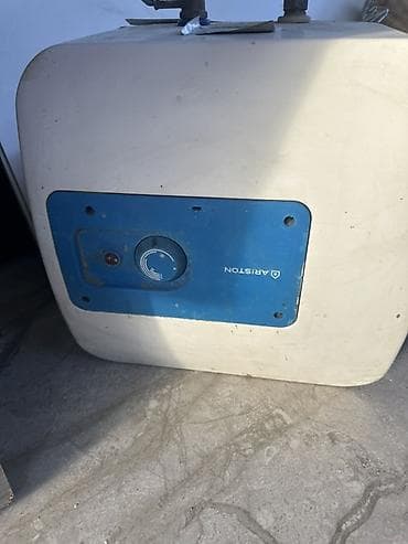 su qzdrcı: Ariston su qızdırıcısı (elektrik) - Brend: Ariston - Tip: Elektrik su — 1